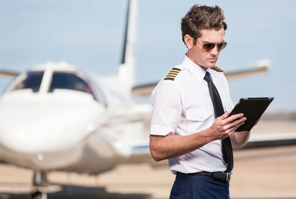 Commercial Pilot training in Noida